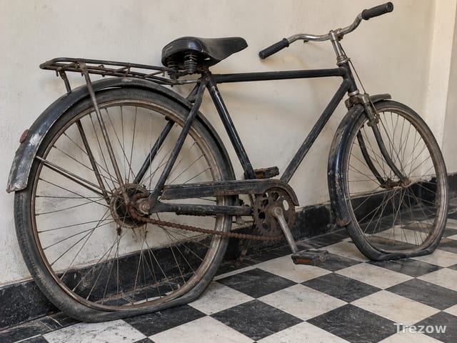 Gents cycle, 26 inch, needs repair