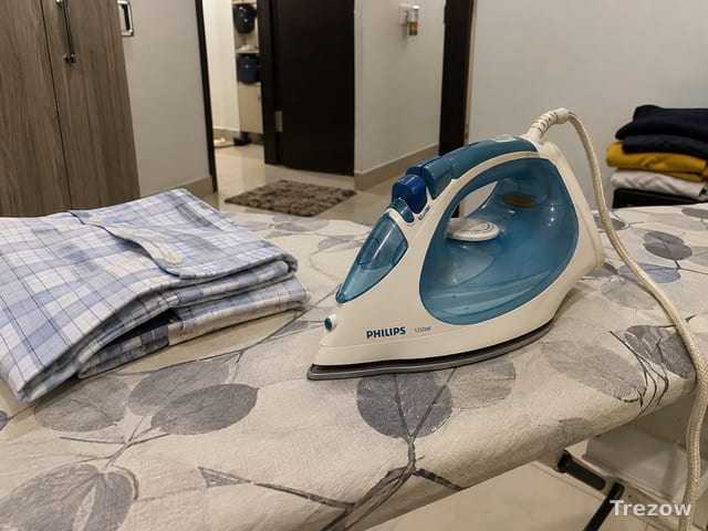 Philips 1250W steam iron
