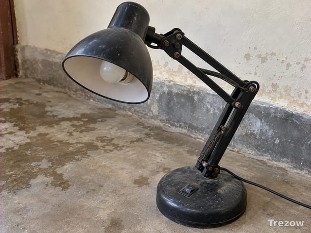 Study lamp, switch not working